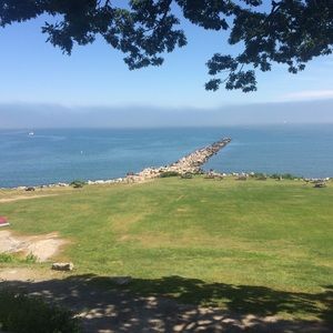 Meet your Posher, Manal